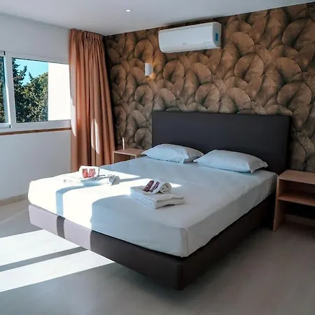 Coelha - Algarve's Pearl